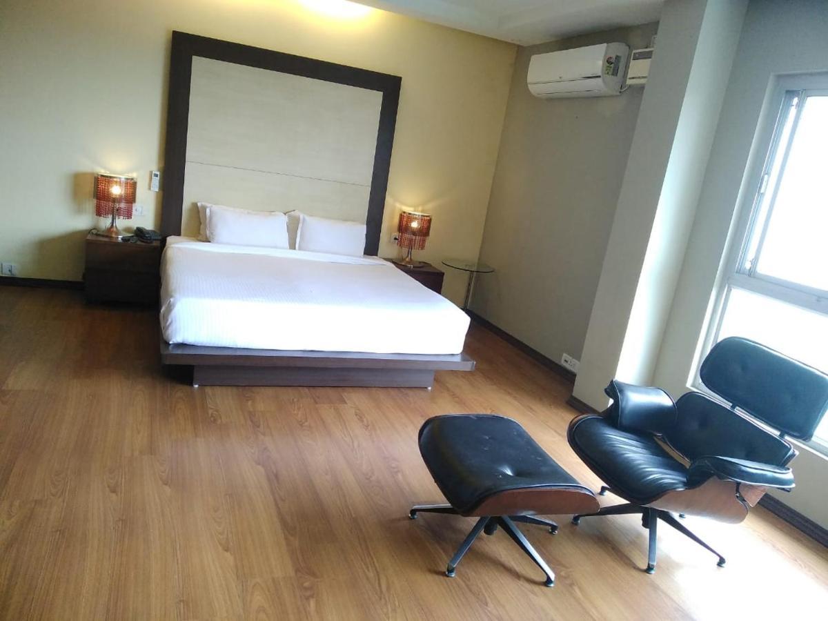 Hotel Md'S Continental Jorhat Ngoại thất bức ảnh