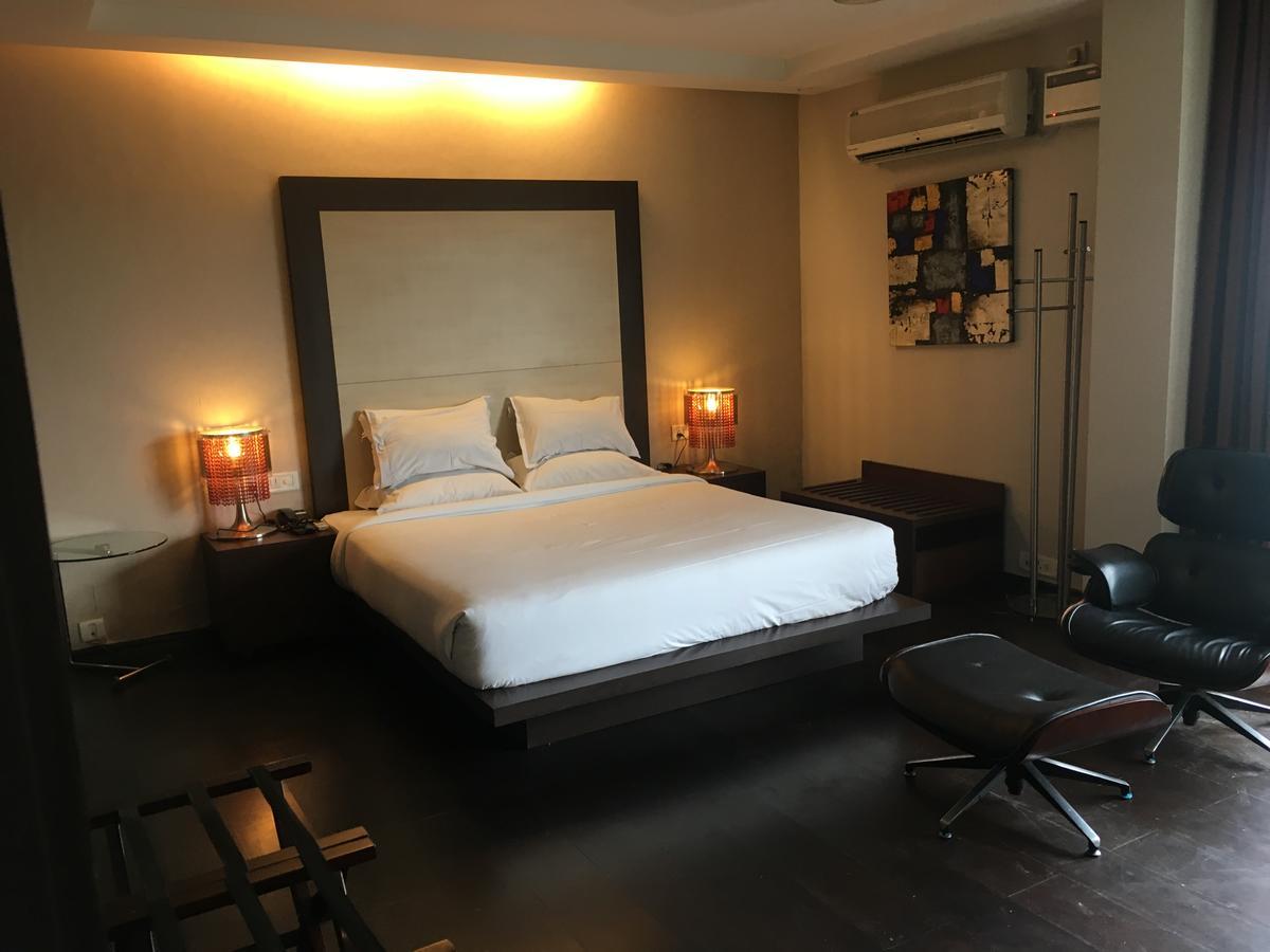 Hotel Md'S Continental Jorhat Ngoại thất bức ảnh